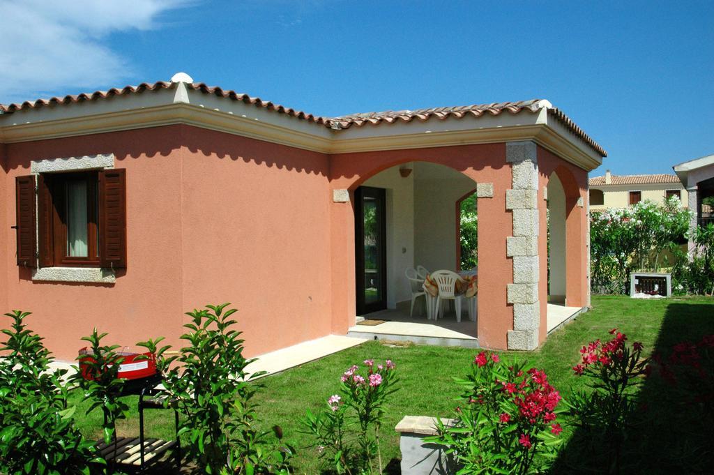 Holiday Homes Stella Marina San Teodoro  Værelse billede